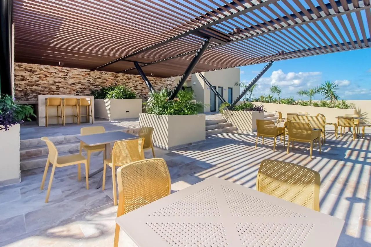 ホテル Sea Breezes Studio At Syrena 409 プレヤデルカーメン